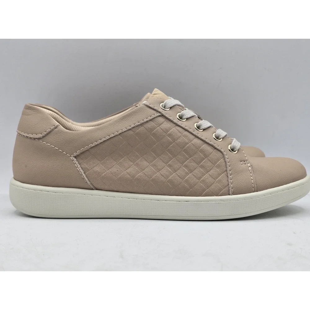 Trotters‎ Adore T2117-112 Womens Beige Leather Lifestyle Sneakers Shoes 7 M